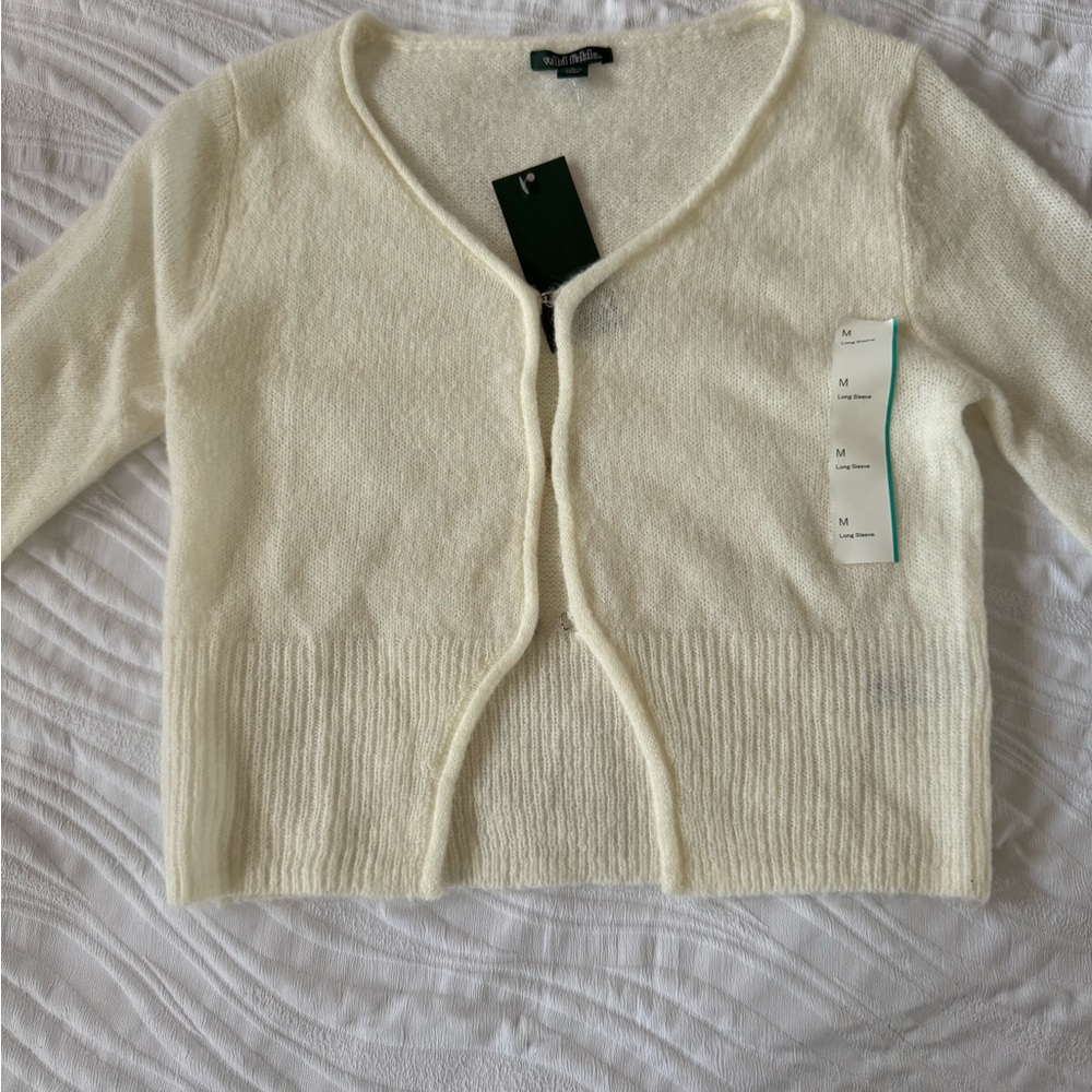 NWT wild fable (Target) Cream Women's Sweater